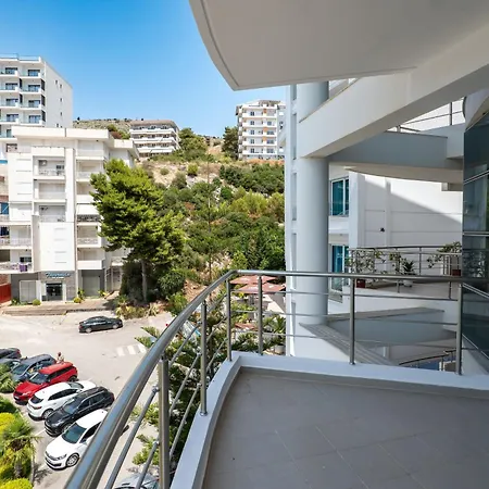 Oasis Sea View Apartament