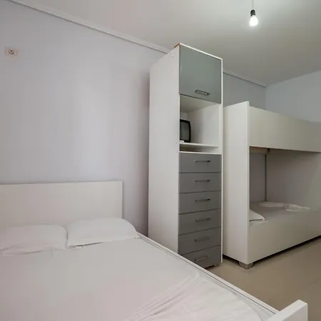 Oasis Sea View Apartament Saranda