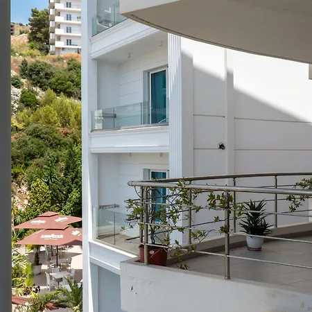Oasis Sea View *