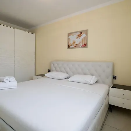 Oasis Sea View * Sarandë